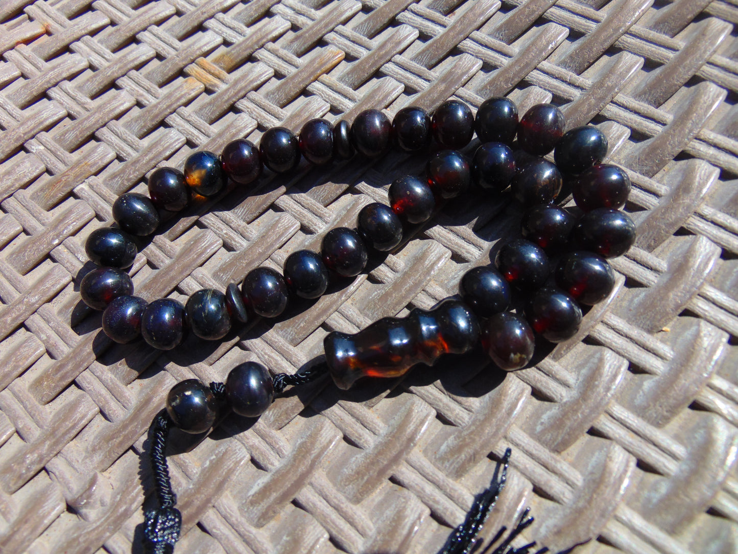 29 gr Tasbih Mesbah Rosary 33+2 Beads 10 mm Indonesian Cherry Red Amber for Healing 26TBA44