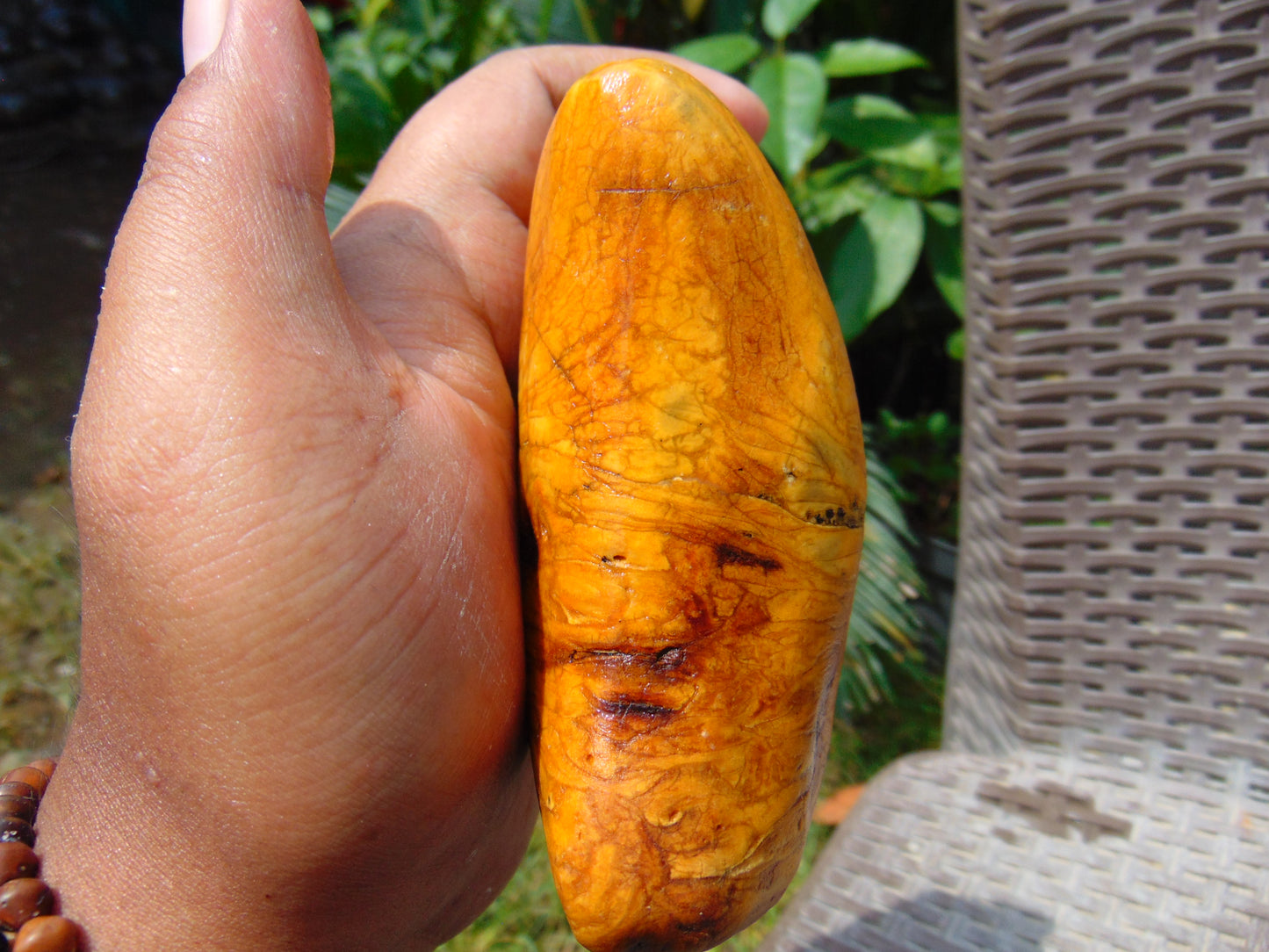 206 gram Polished 101x87x35mm Indonesia Yellow Fragrance Amber for Healing 25K24