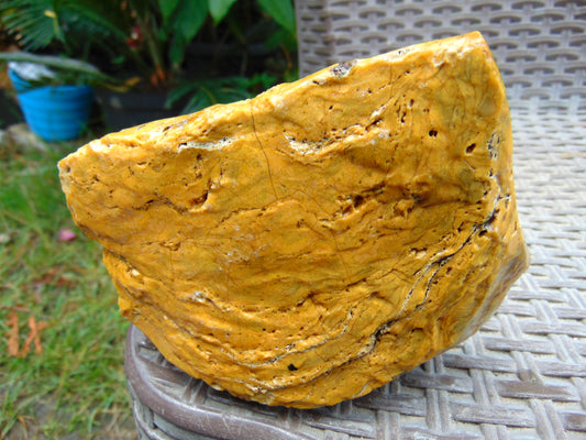 450 gram Polished 118x95x70mm Indonesia Yellow Fragrance Amber for Healing 25K27