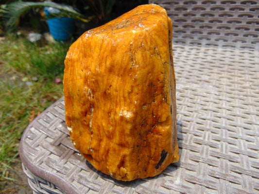 399 gram Polished 115x90x65mm Indonesia Yellow Fragrance Amber for Healing 25K36