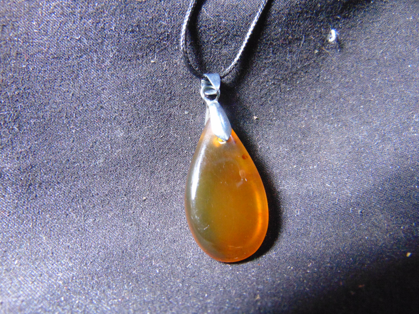 4 gram Pendant Indonesian Orange Amber for Healing PA237