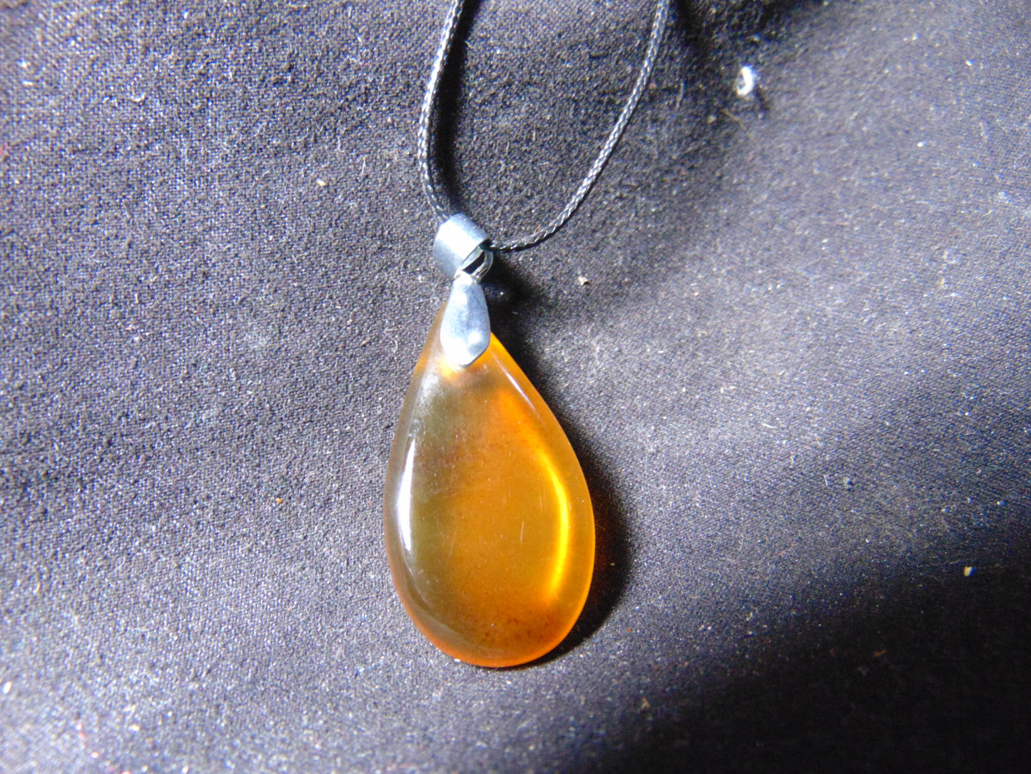 4 gram Pendant Indonesian Orange Amber for Healing PA237