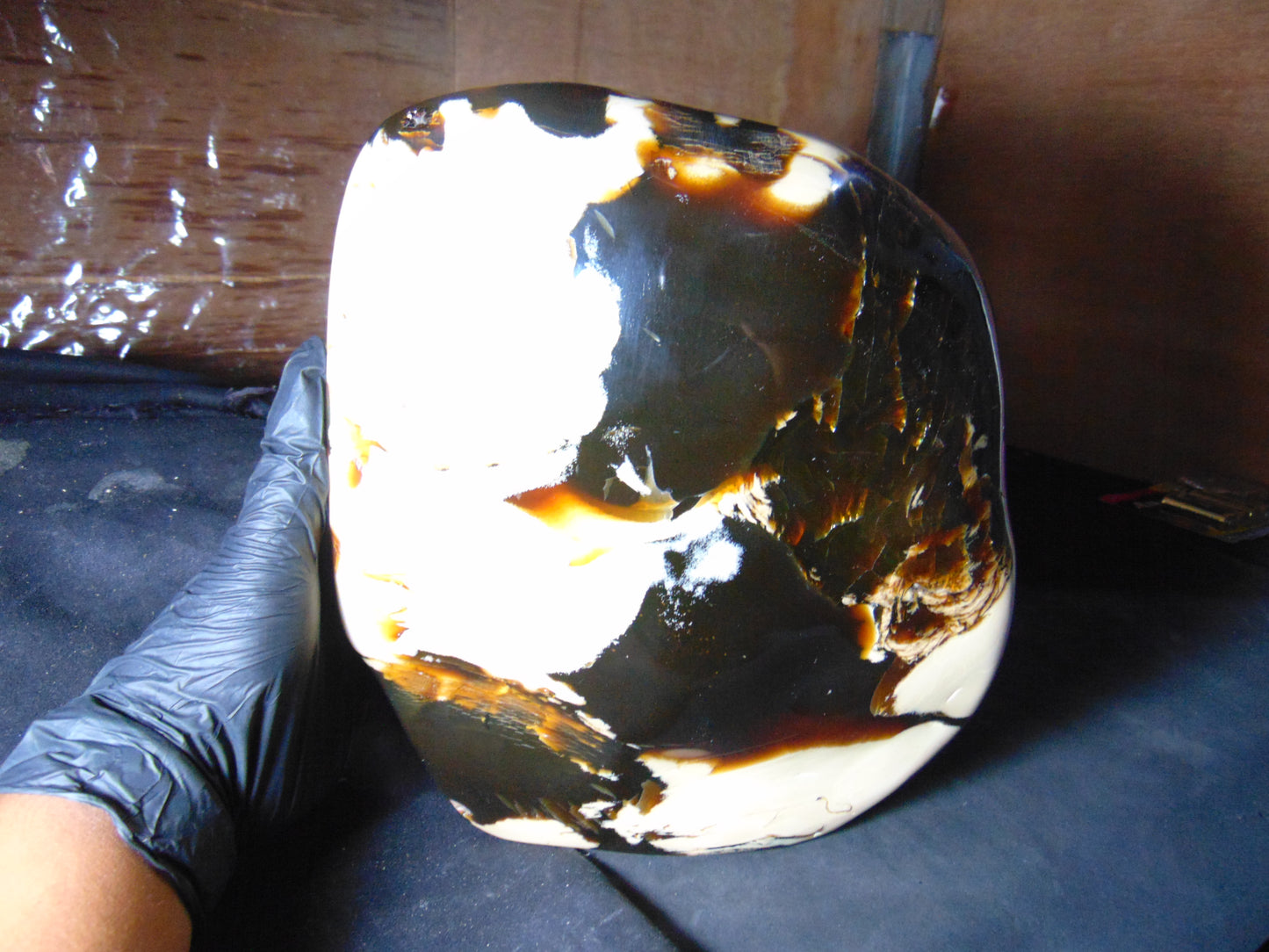3155 gr Full Polished Indonesia Dark Green Blue Amber for Healing 26ML189