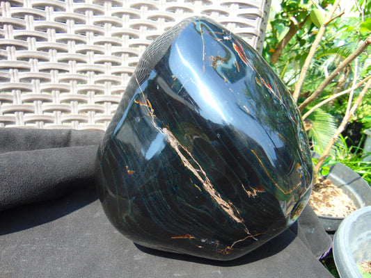 2215 gram Full Polished 23x18x9 cm Indonesia Black Amber for Healing SL16