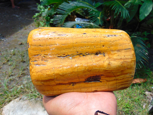 896 gram Polished 150x115x75mm Indonesia Yellow Fragrance Amber for Healing 25K38