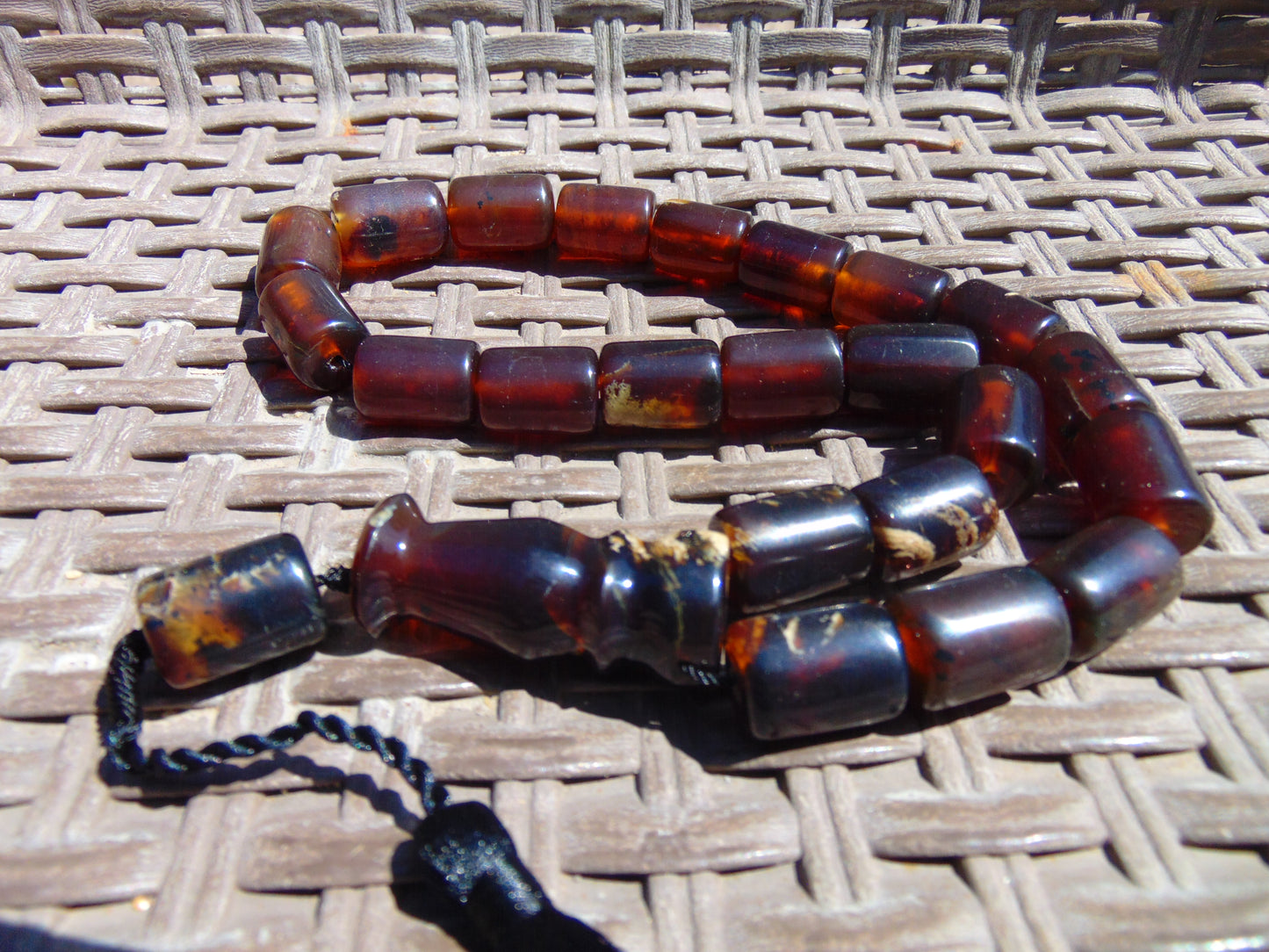 68 gr Komboloi Rosary 22+1 Beads Indonesian Red Blue Amber for Healing 26COA15