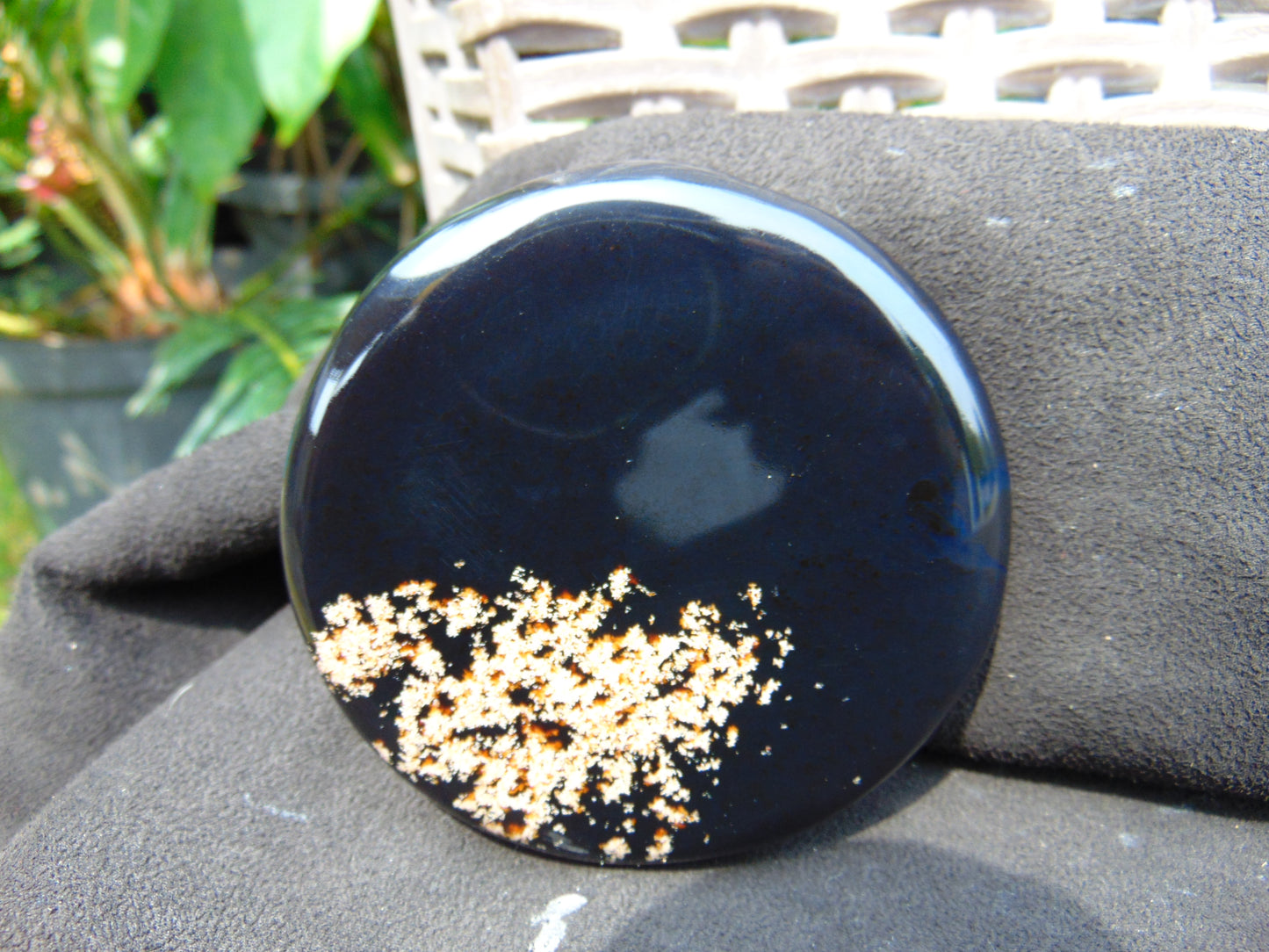 73 gram Round Flat 82x14mm Indonesia Amber for Healing 25N280