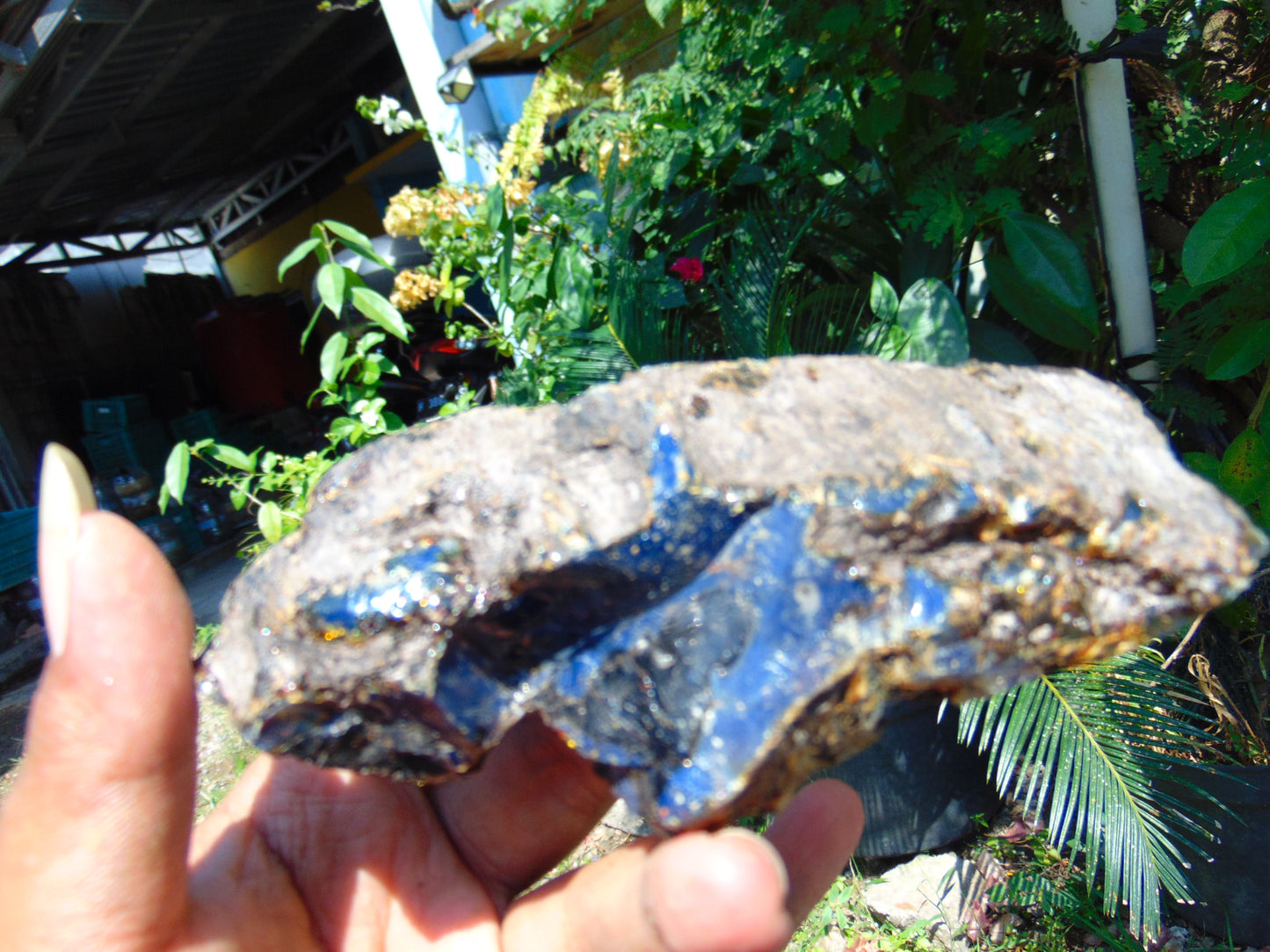 124 gram Rough Raw Indonesian Blue Amber for Healing AGRB8