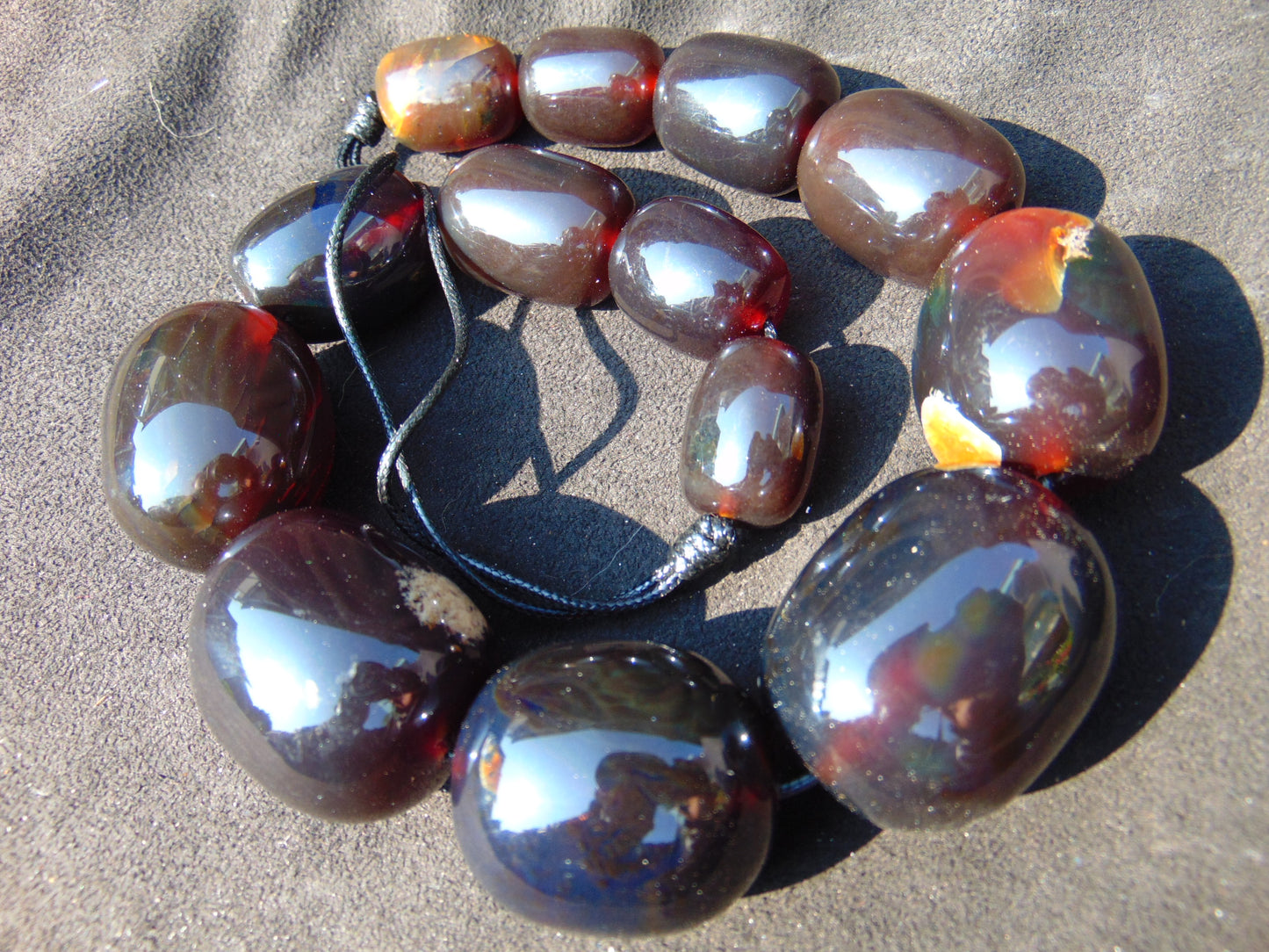183 gr Big Necklace Indonesian dark red Amber for Healing A796
