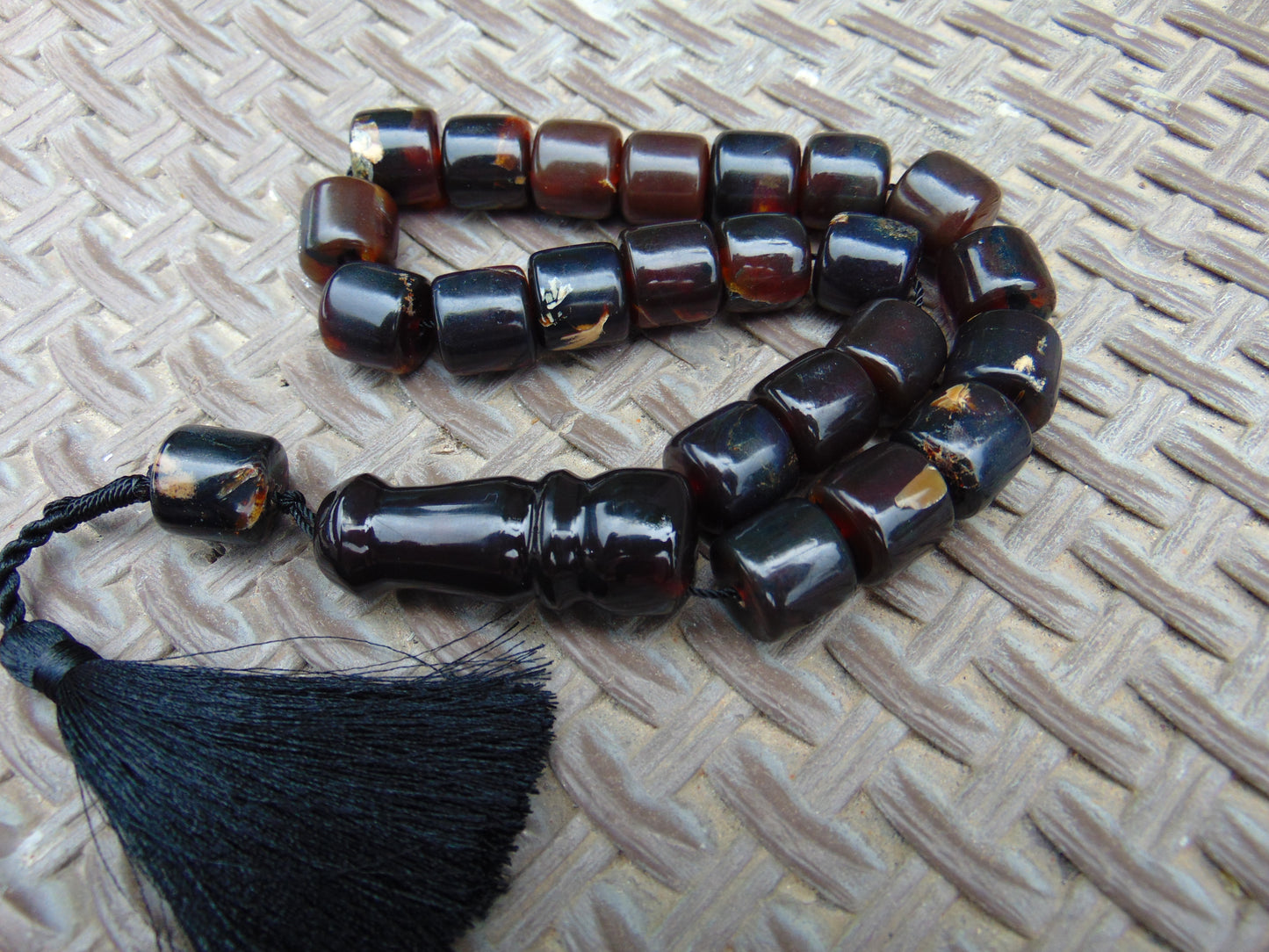 84 gr Komboloi  Rosary 22 Beads 15x15 mm Indonesian Dark Red Amber for Healing CO8