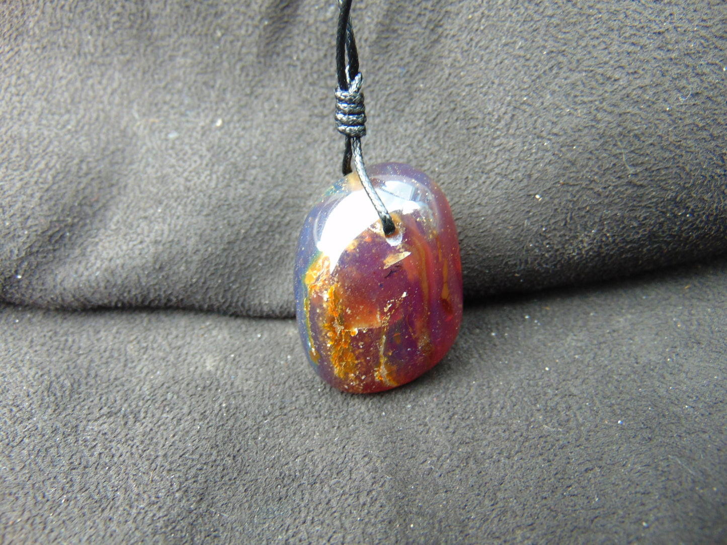 13 gr Pendant 35x26x24 mm Indonesian Blue Amber for Healing A37