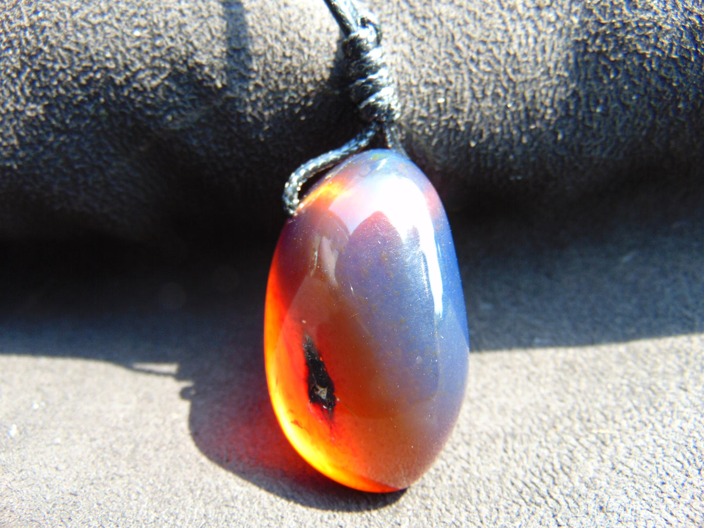 17 gr Pendant 43x29x25 mm Indonesian Blue Amber for Healing PDA696