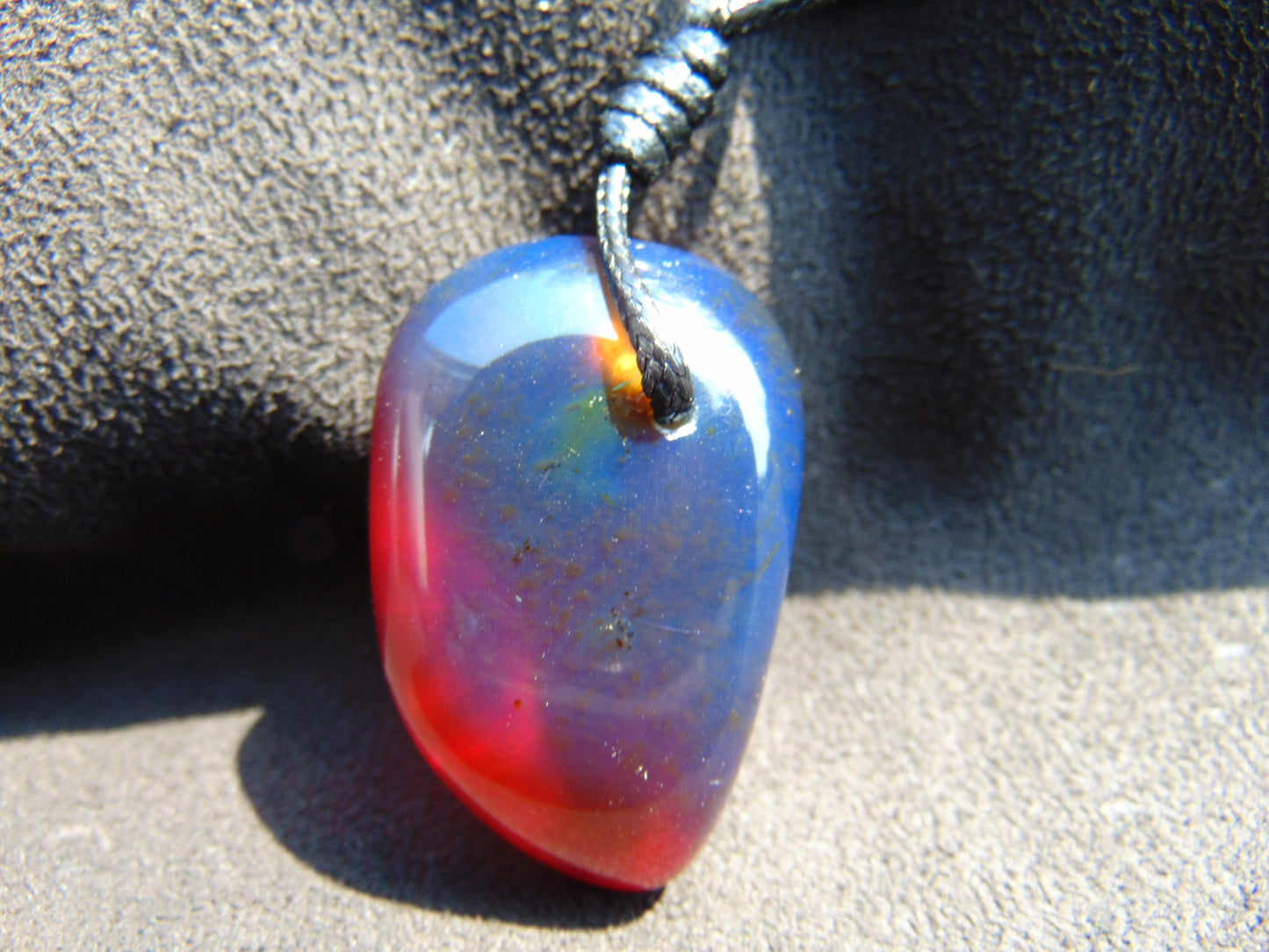 17 gr Pendant 43x29x25 mm Indonesian Blue Amber for Healing PDA696