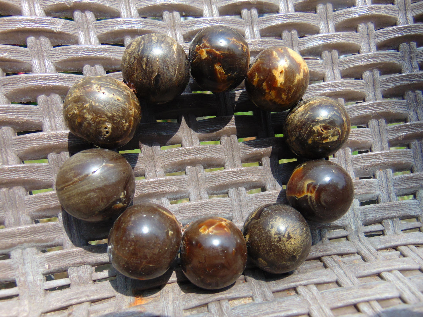 83 gr 10 Beads 25mm Bracelet Aromatic Amber Indonesia for Healing 26BN9