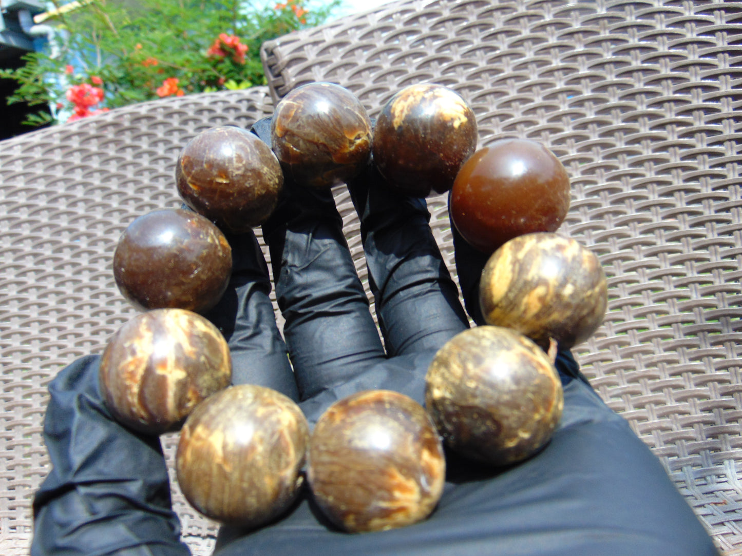83 gr 10 Beads 25mm Bracelet Aromatic Amber Indonesia for Healing 26BN23