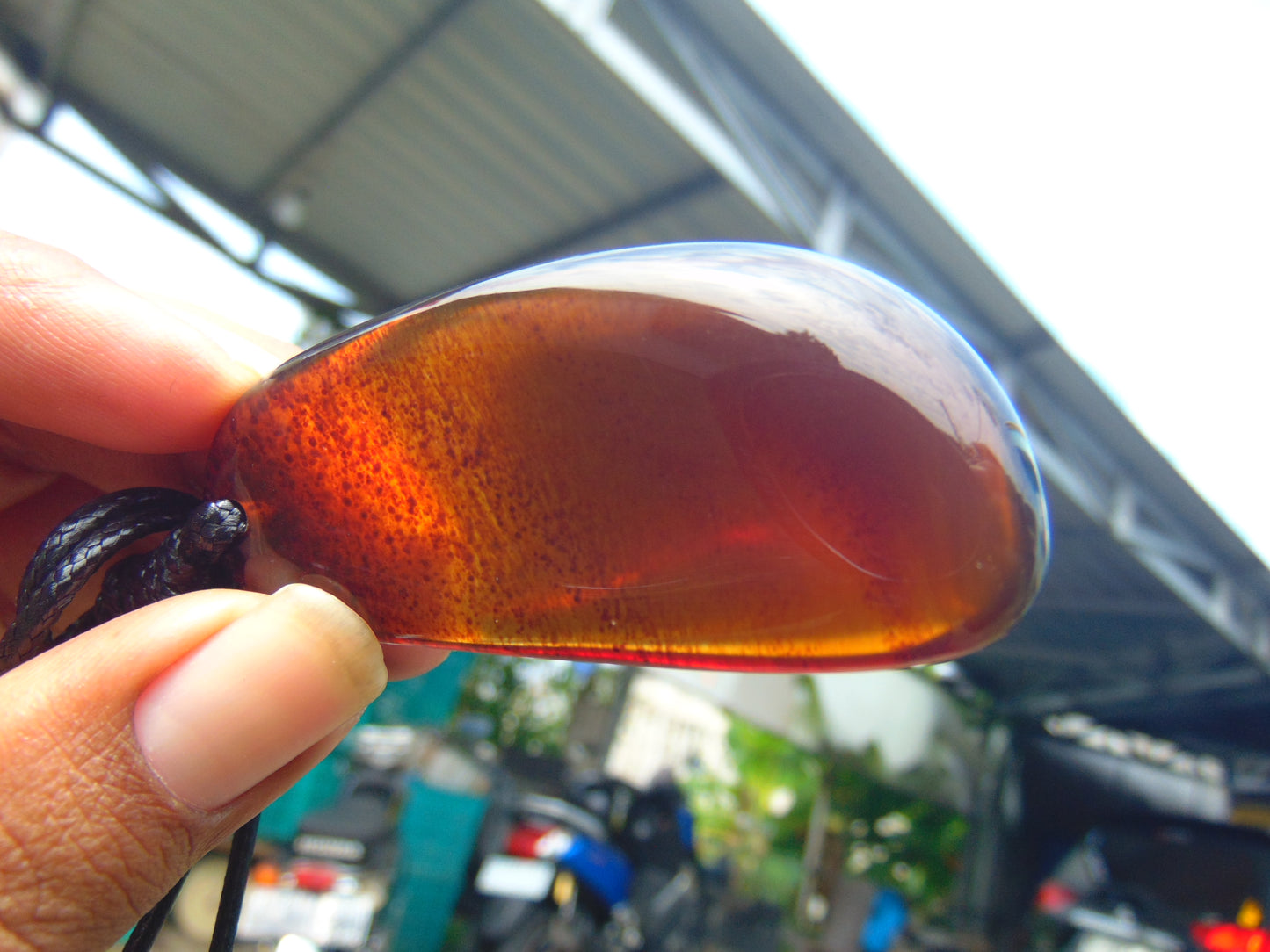 16 gram Pendant Indonesian Red Green Amber for Healing AJ6