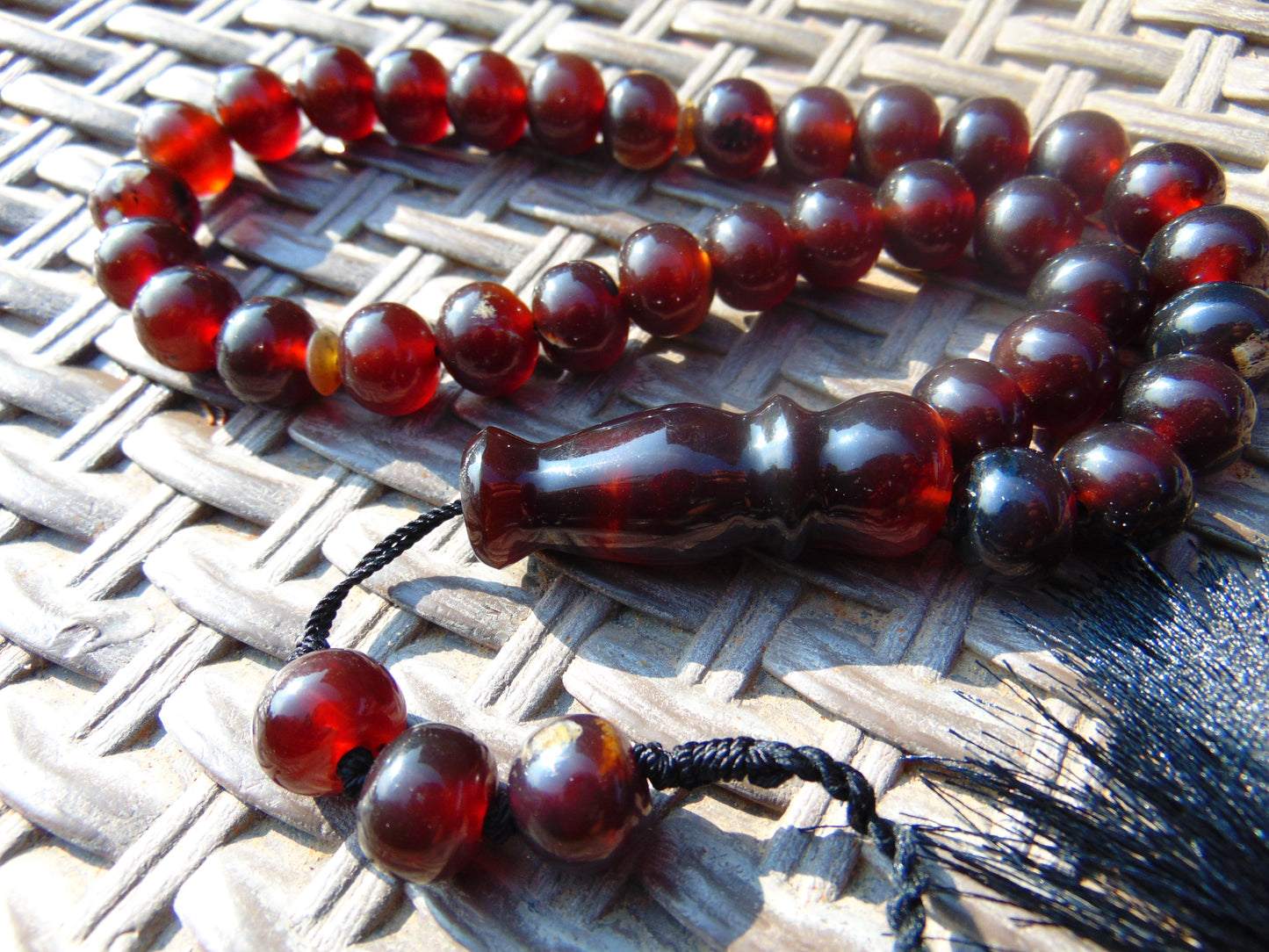 48 gr Hand Tasbih 36 Beads 12 mm Mesbah Rosary Indonesian Cherry Red Amber for Healing FR50