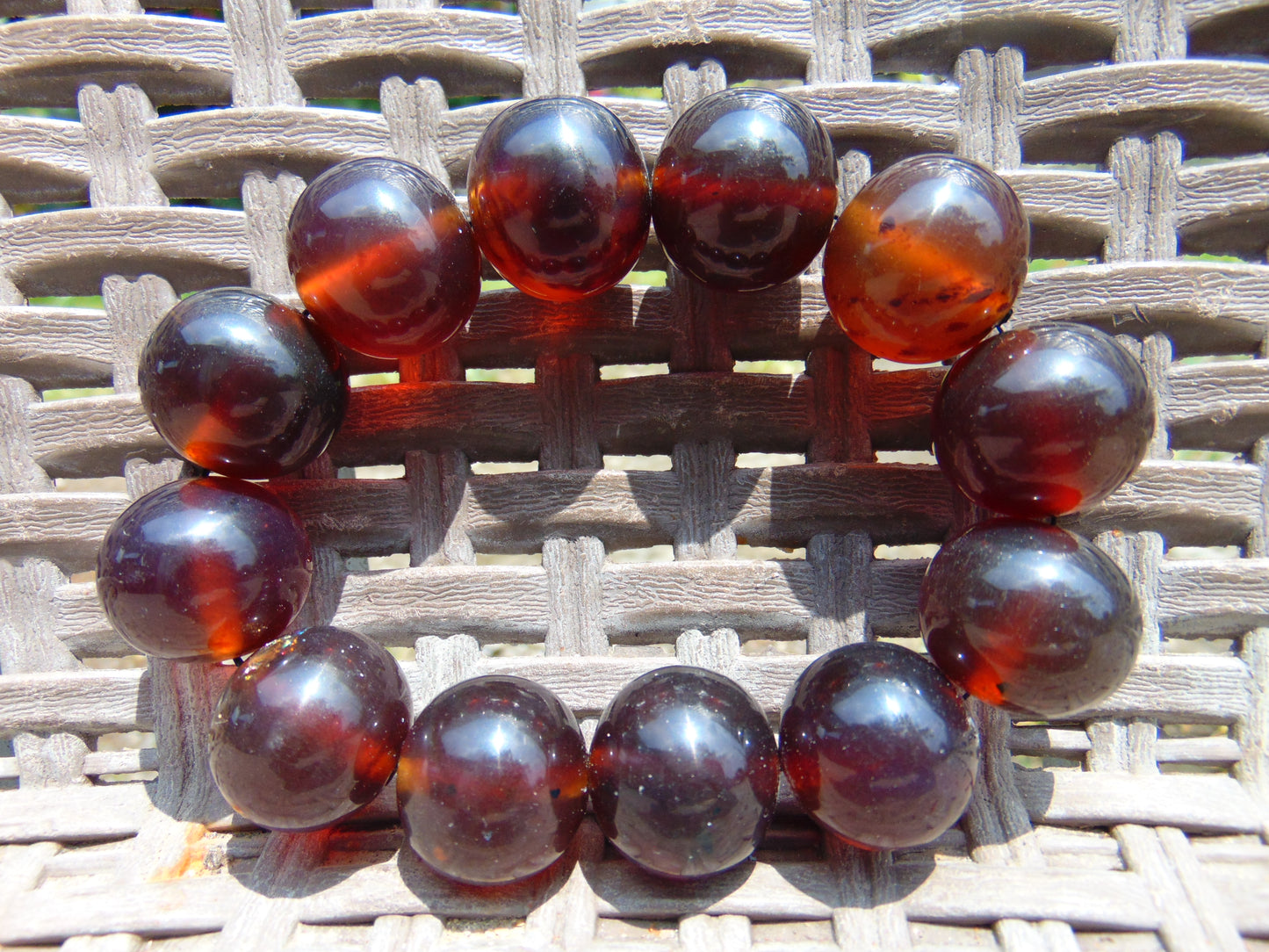 59 gram 12 Beads Mala Bracelet Indonesian Purple Red Amber 20 mm for Healing BB4