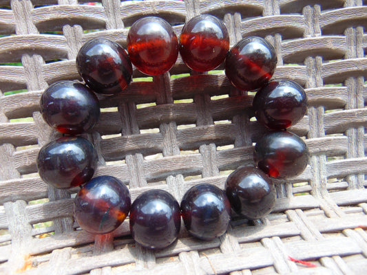 57 gram 12 Beads Mala Bracelet Indonesian Cherry Red Amber 20 mm for Healing BB3