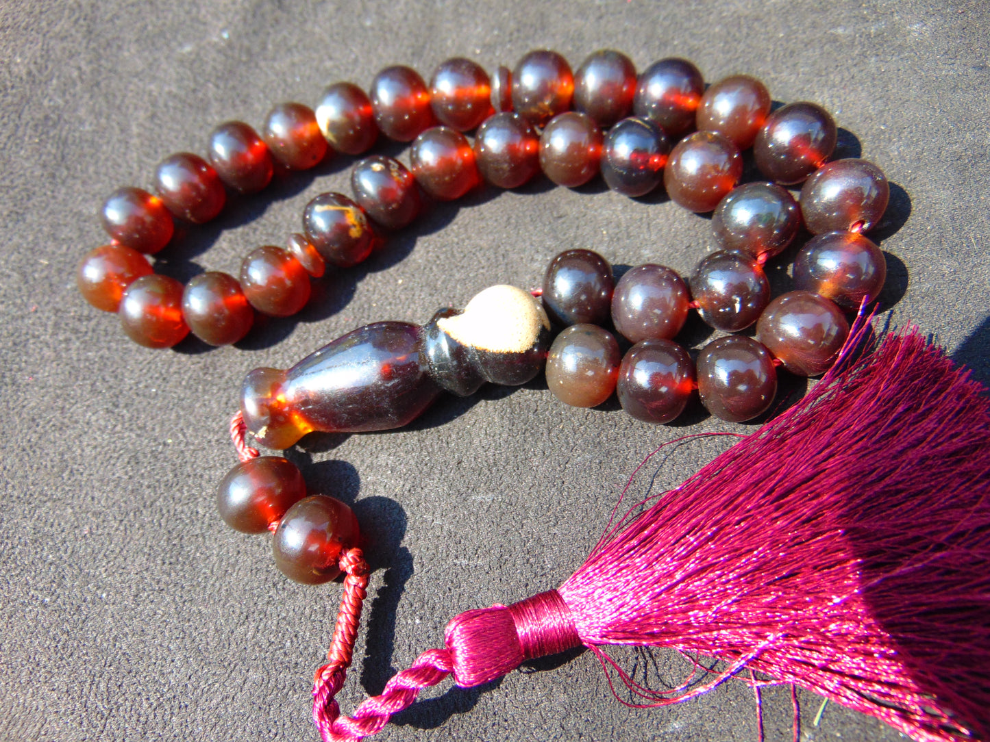 42 gr Hand Tasbih Mesbah Rosary 32 Beads 12 mm Indonesian Cherry Red Amber for Healing BT2