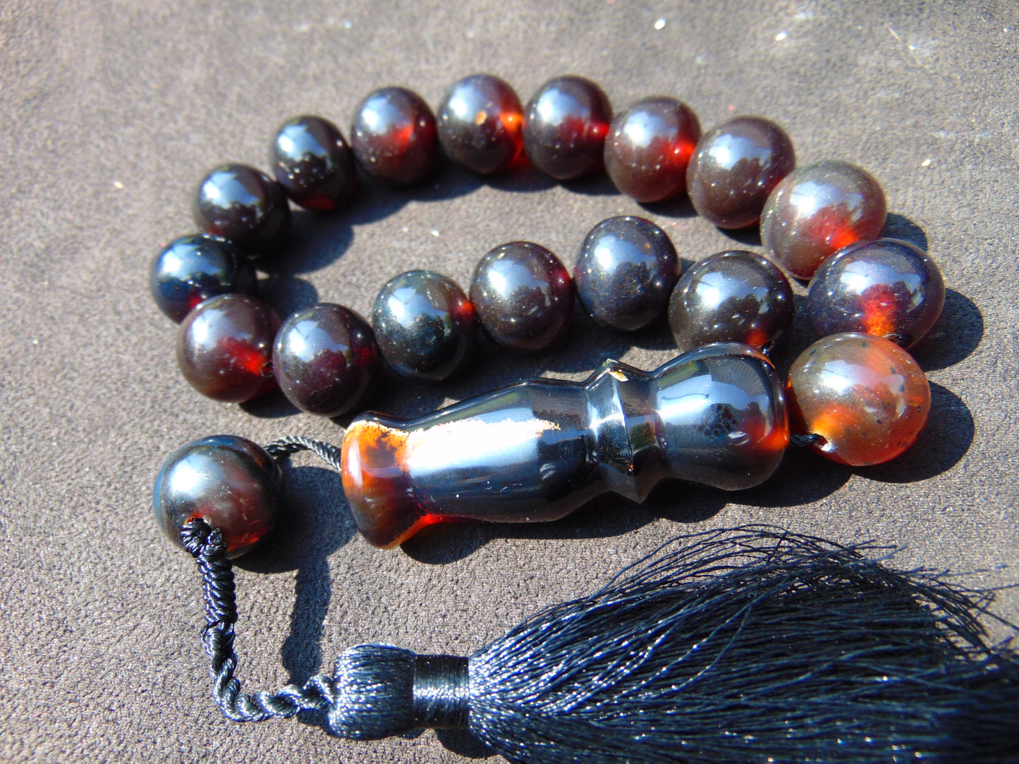56 gr hand Tasbih 17 Beads 18 mm Indonesian Black Blue Amber for Healing BT10