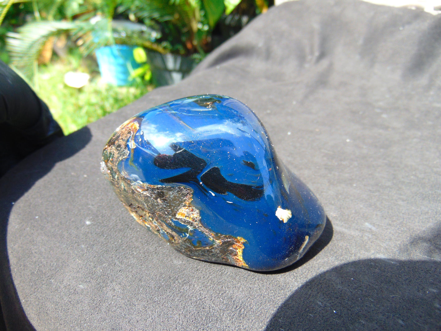 175 gram Blue polished Indonesian Amber for Healing ML105