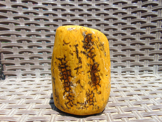 237 gram Polished Indonesia Yellow Fragrance Amber for Healing K611