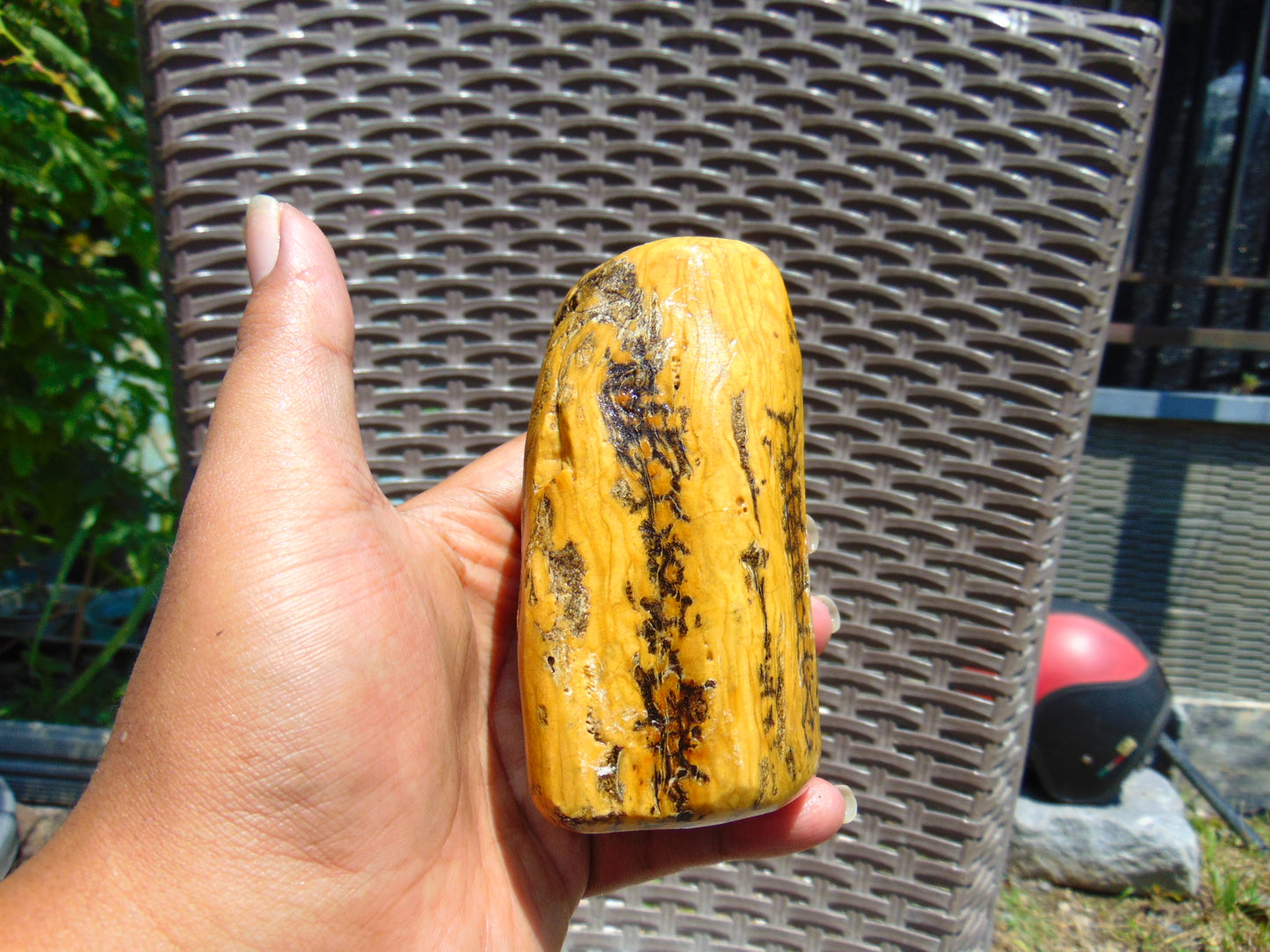 237 gram Polished Indonesia Yellow Fragrance Amber for Healing K611
