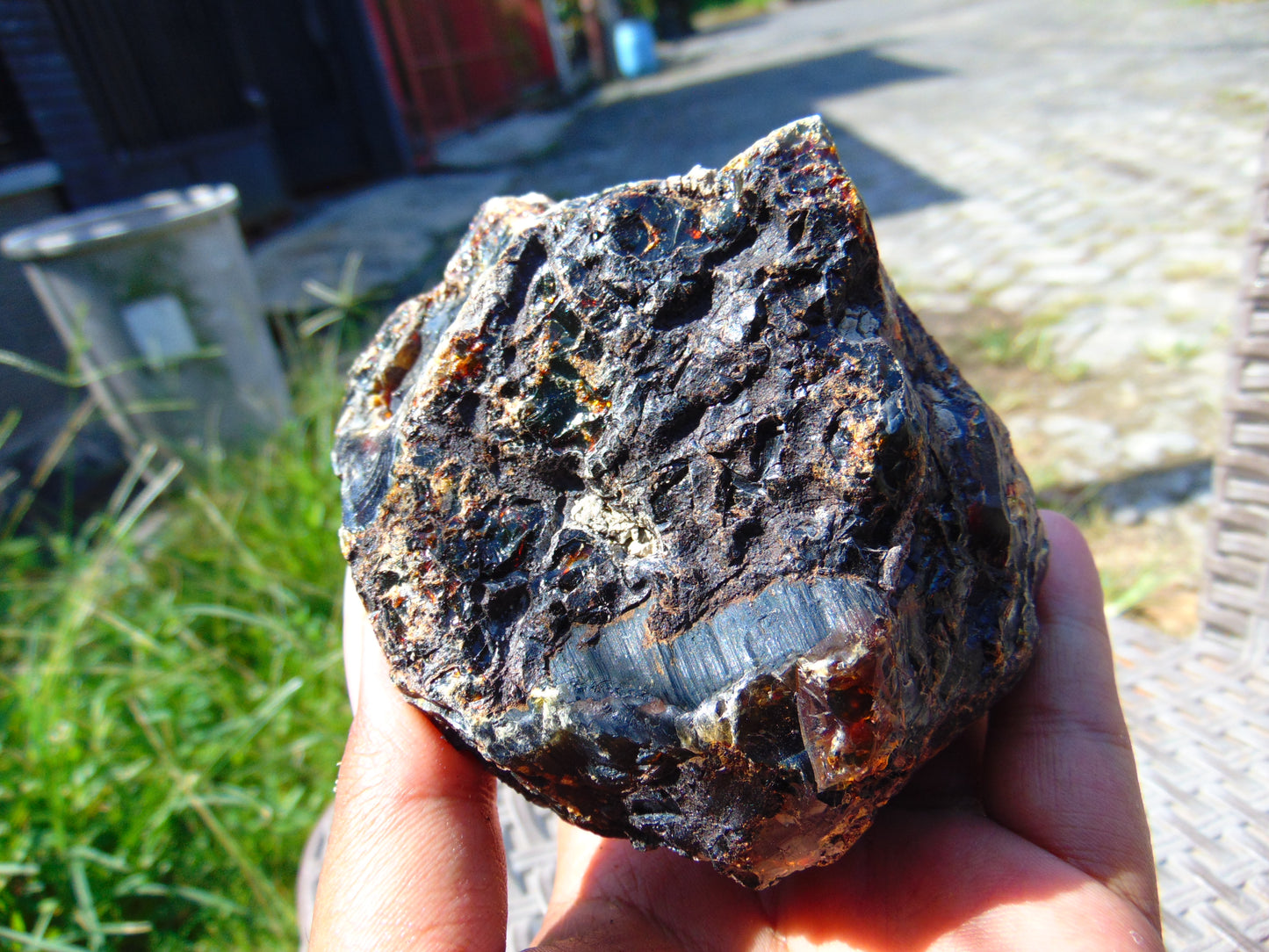 262 gram Rough Raw Indonesian Blue Amber for Healing RBAR55
