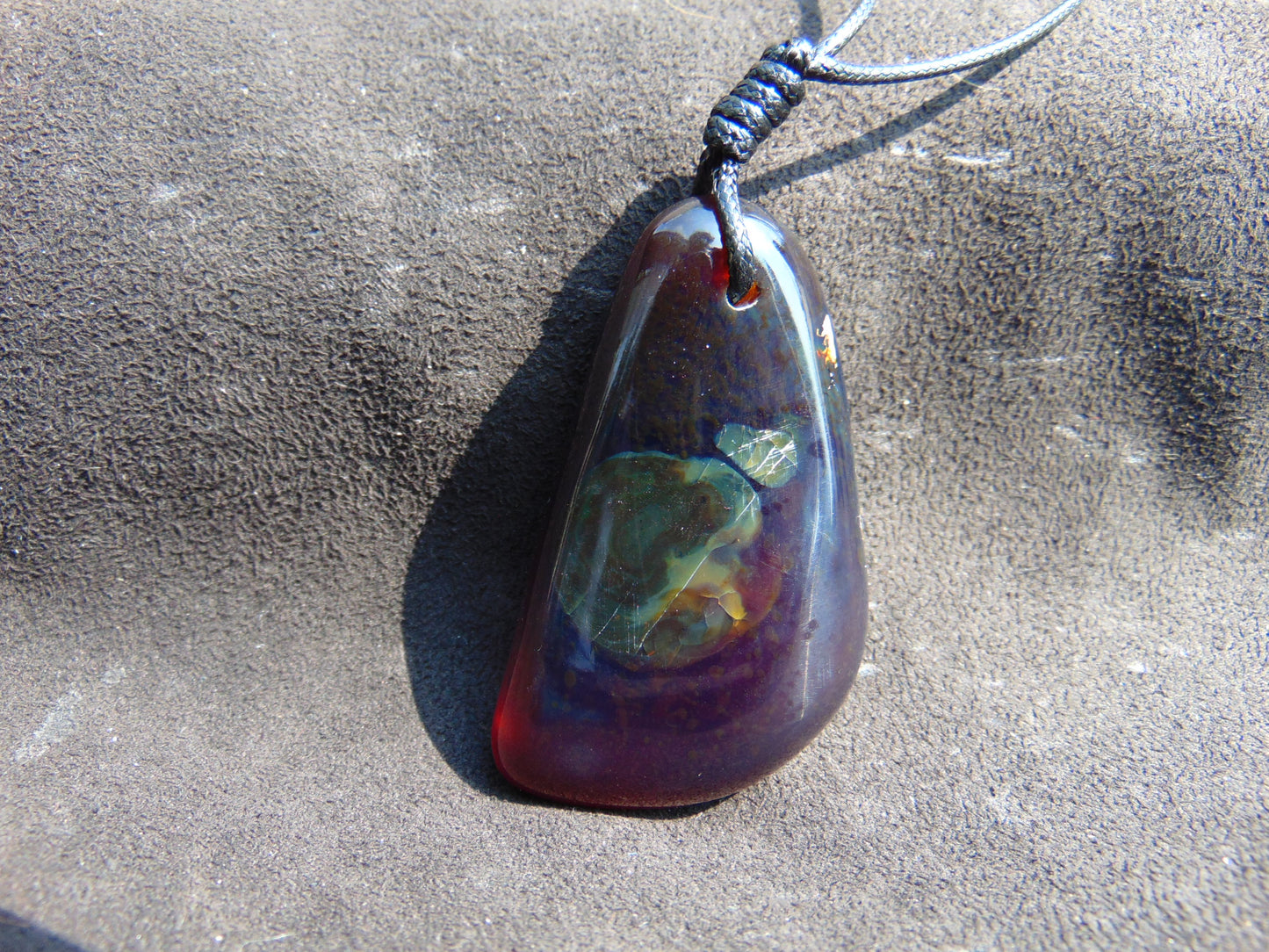 27 gr Big Pendant Indonesian Purple Red Amber for Healing PEY44