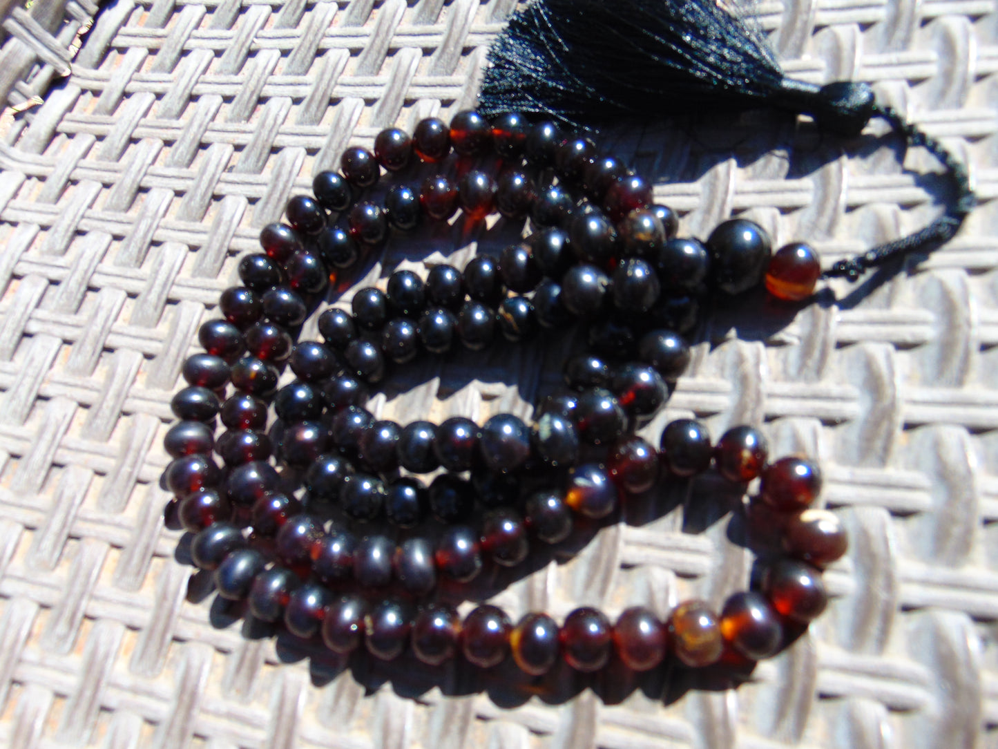 73 gram 108 Beads 9 mm Rosary Mala Buddha for Yoga and Meditation Indonesian Dark Red Amber for Healing MB19