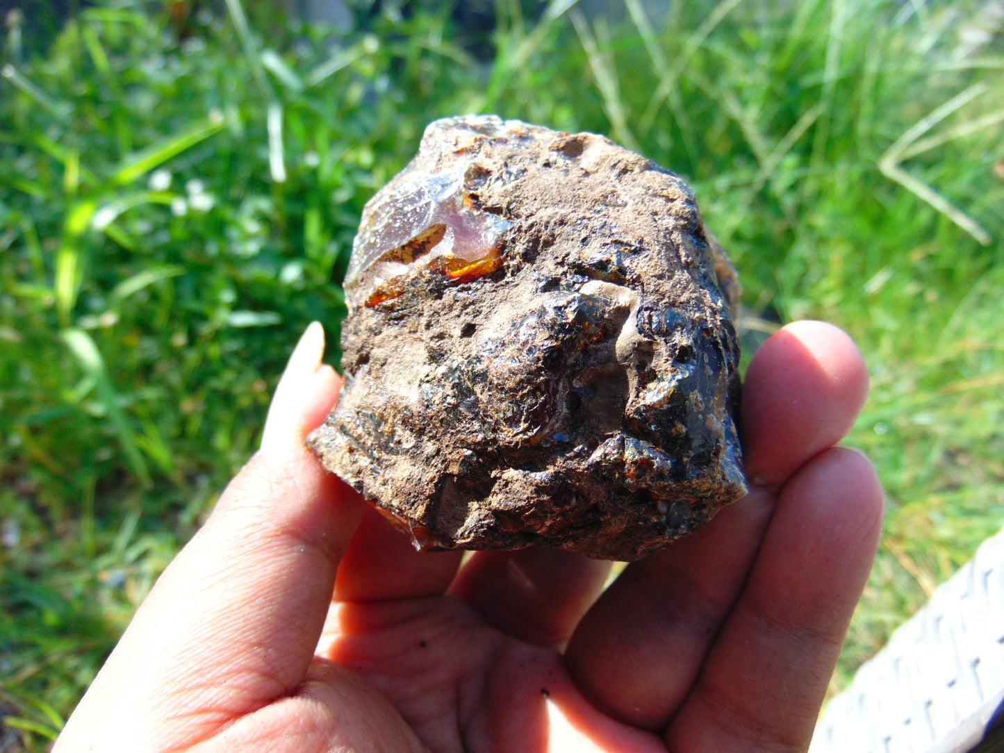 85 gram Rough Raw Indonesian Blue Amber for Healing AGRB107
