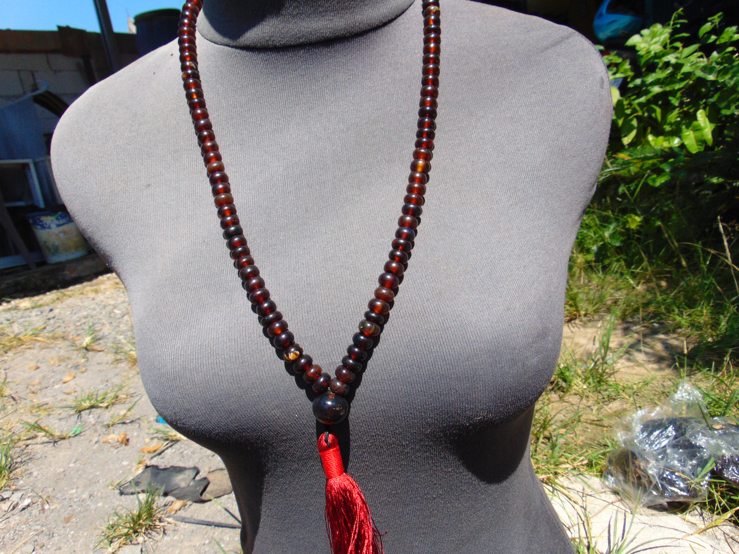 43 gram 108 Mala Buddha for Yoga and Meditation Indonesian Dark Red Amber for Healing AR807