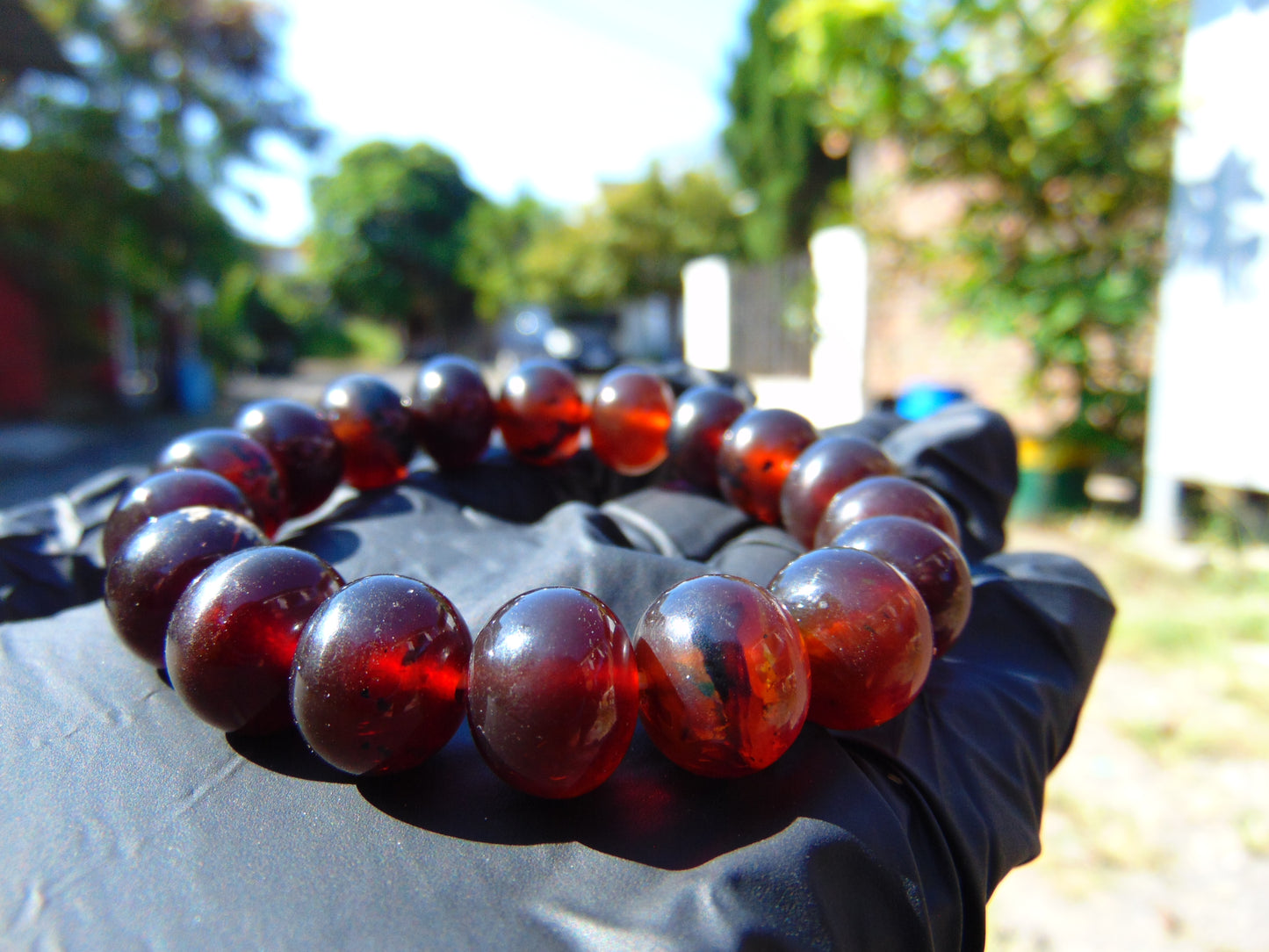 18 Gram 18 Small Beads Bracelet Indonesian Cherry Red Bluish Amber for Healing SB51