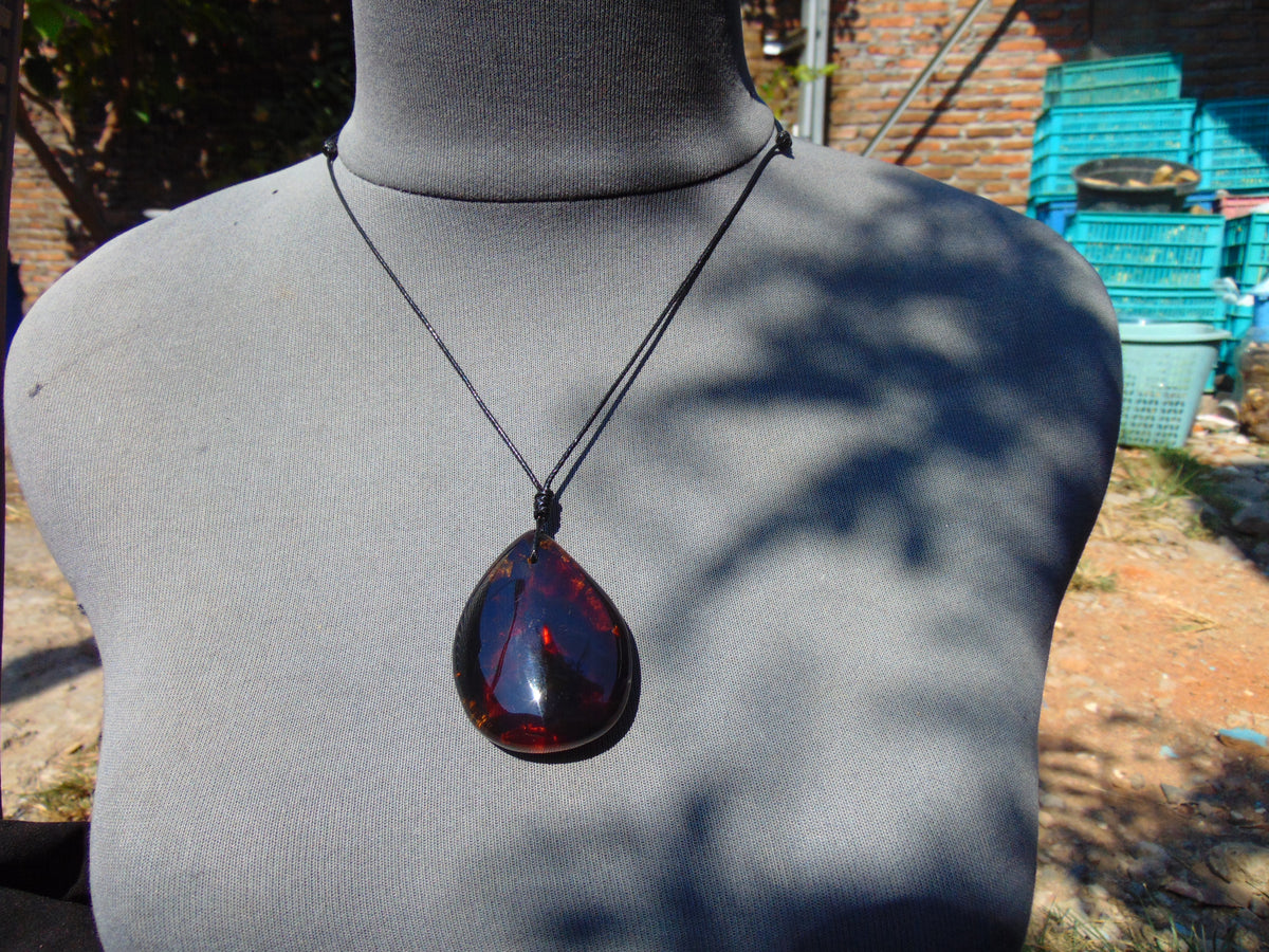 16 gram Pendant Indonesian Blue Amber for Healing 25N269