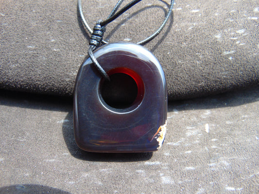 33 gram Ring Pendant Indonesian red blue Amber for Healing 25y154