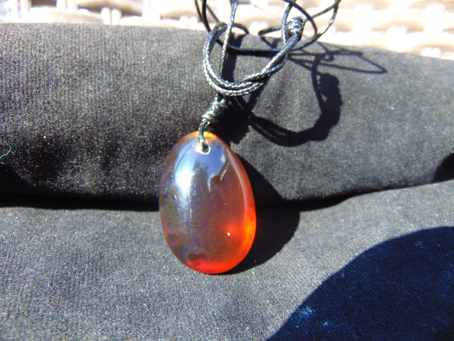 7 gram Pendant Indonesian Red Amber for Healing 25A563