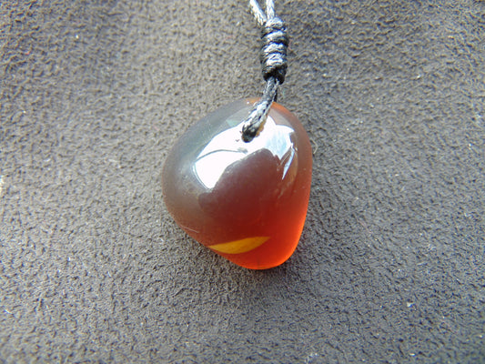 4 gram Pendant Indonesian Red Amber for Healing 26A136