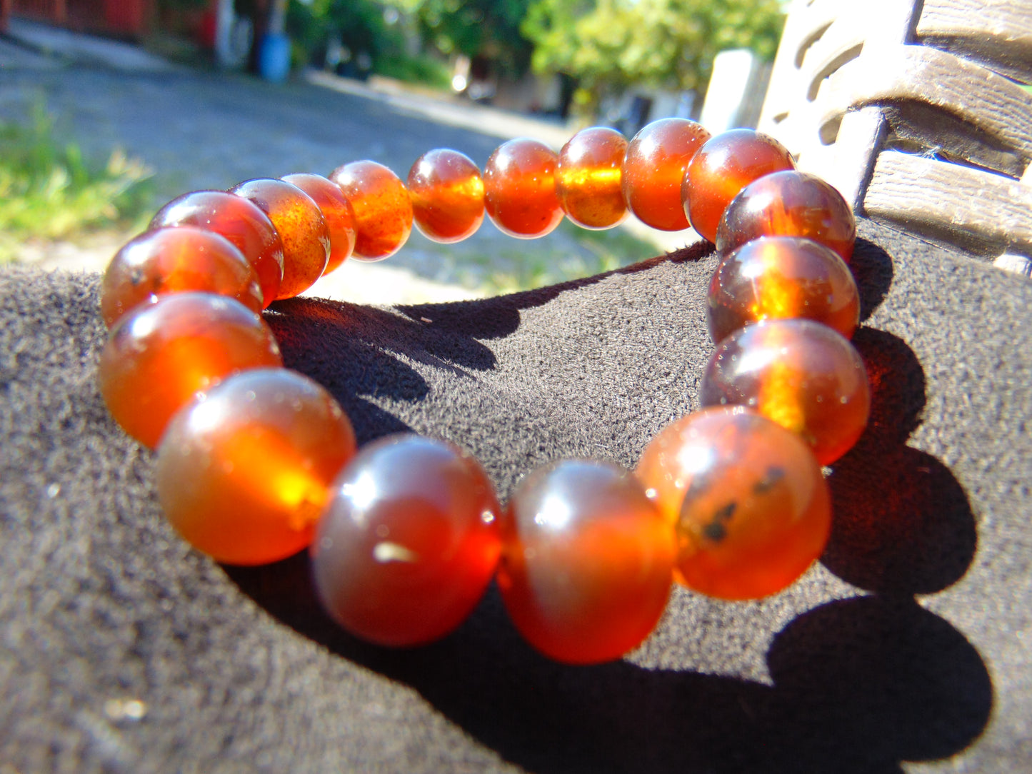 18 Gram 18 Small Beads Bracelet Indonesian Yellow Bluish Amber for Healing SB32