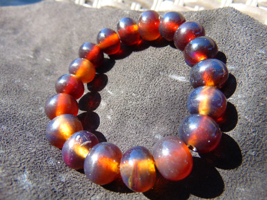 18 Gram 18 Small Beads Bracelet Indonesian Red Bluish Amber for Healing SB39