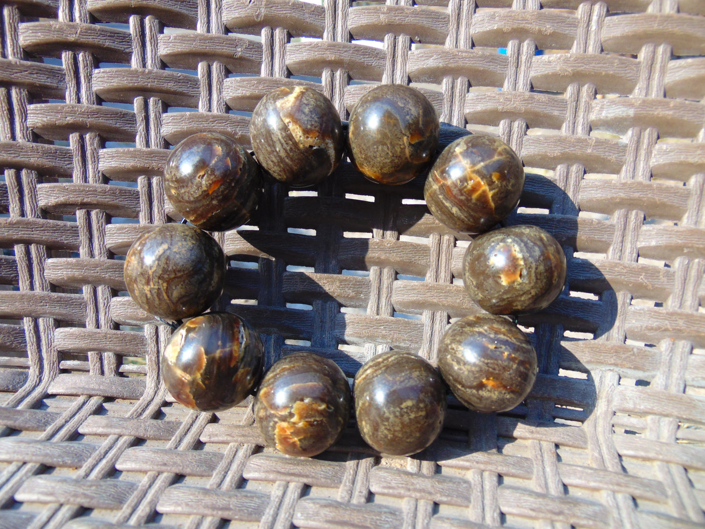 87 gram 10 Beads Mala Bracelet Indonesian Aromatic Perfumed Amber 25 mm for Healing 26MJ4