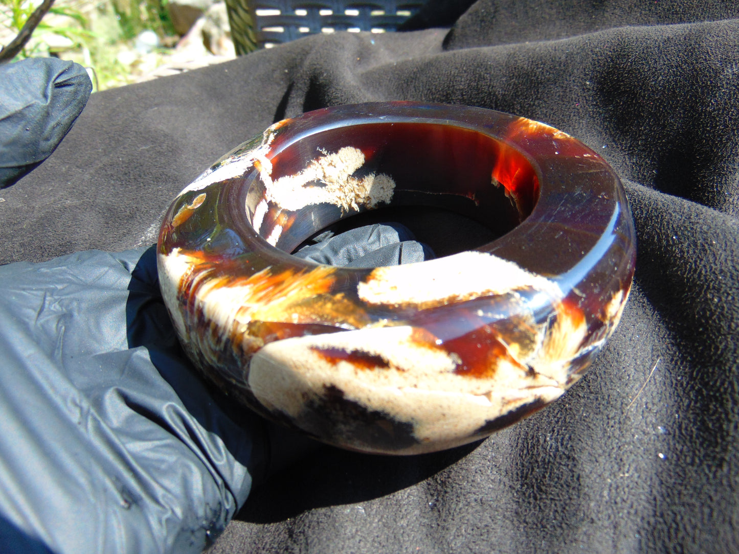 206 gr Big Bangle in hole 70 mm Indonesian Sumatra White Blue Amber for Healing EU35