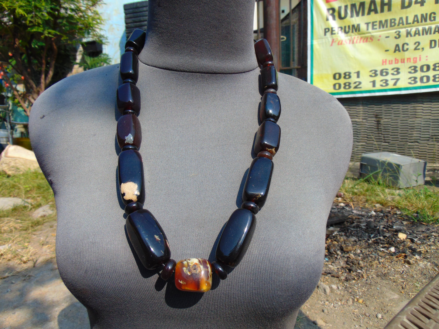 134 gr Small Necklace beads Indonesian dark red Amber for Healing A13K228