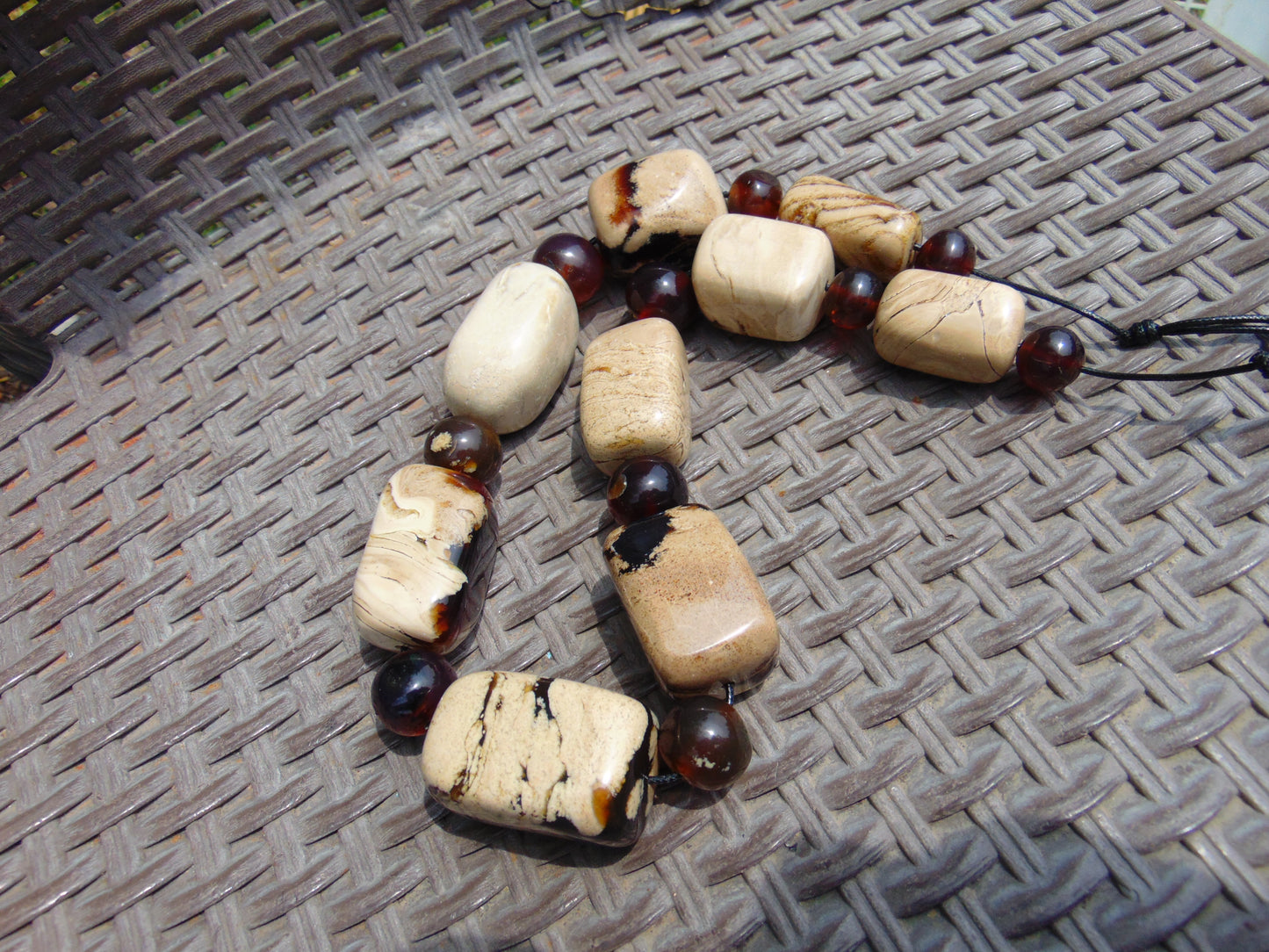 255 gr 19 beads Big Necklace Indonesian white Amber for Healing AWKK4
