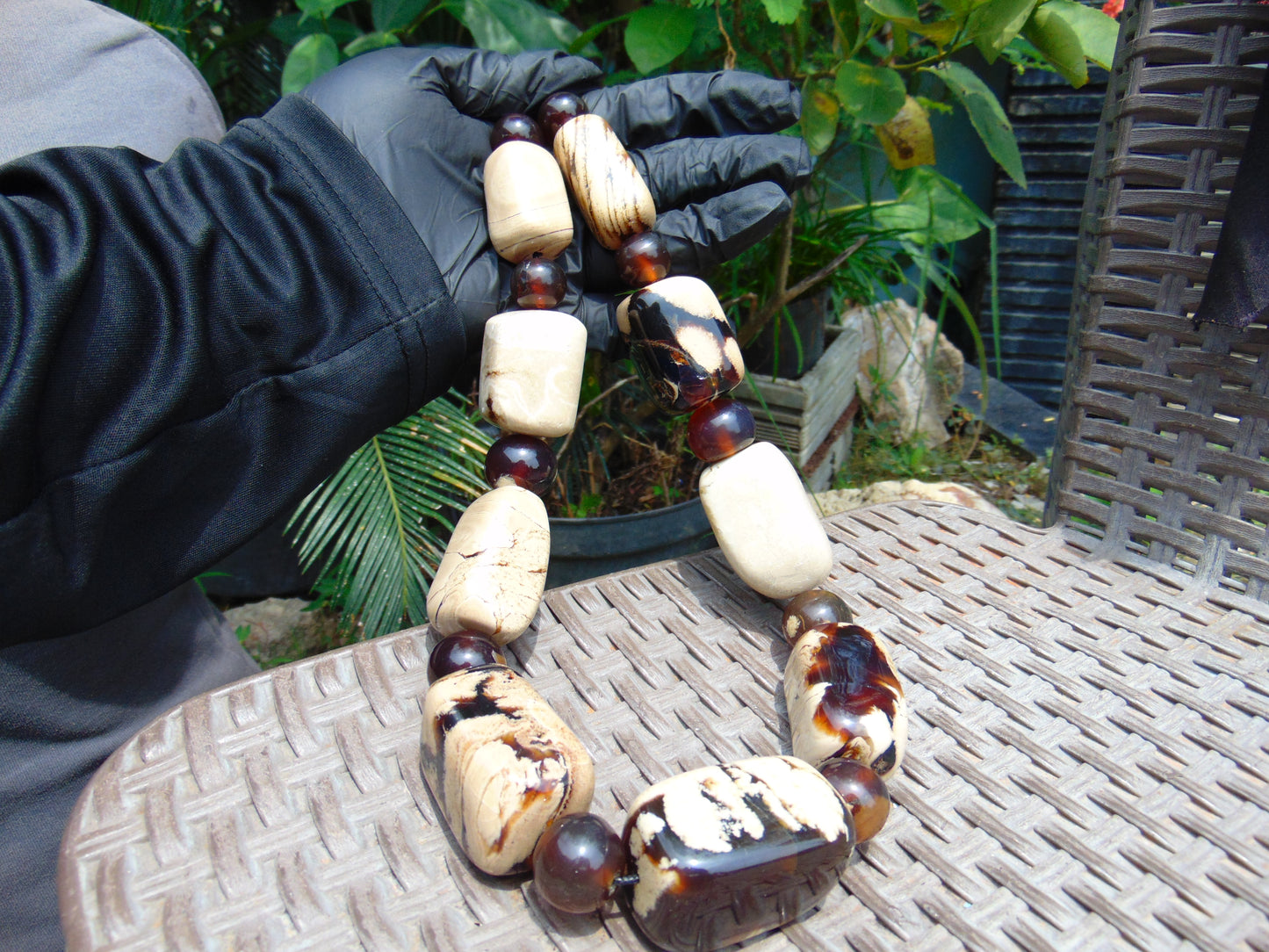 255 gr 19 beads Big Necklace Indonesian white Amber for Healing AWKK4