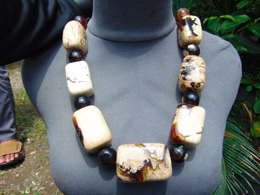307 gr 15 beads Big Necklace Indonesian white Amber for Healing AWKK5