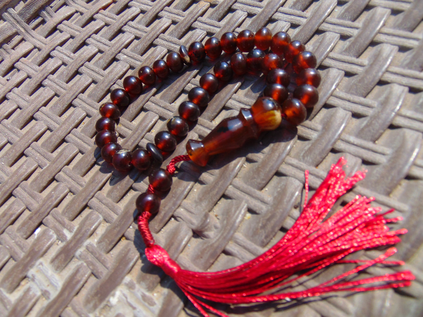 15 gr Tasbih Mesbah Rosary 33+2 Beads 8 mm Indonesian Red Amber for Healing 26RF19