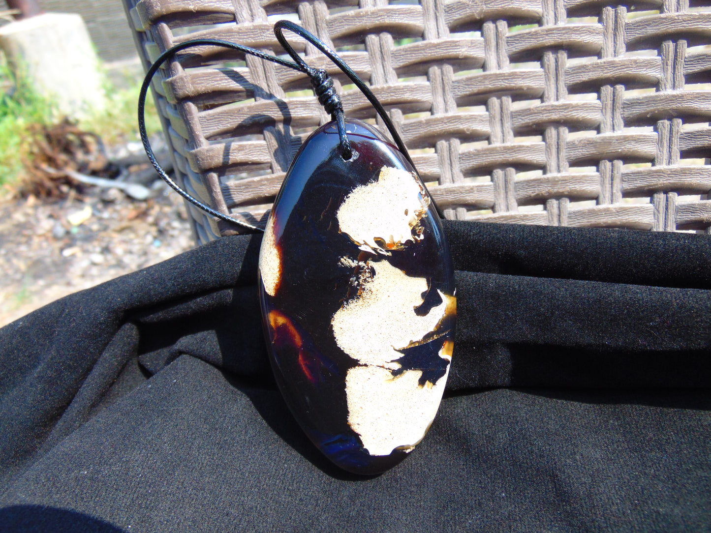 63 gram Pendant Indonesian Amber for Healing 26PA01
