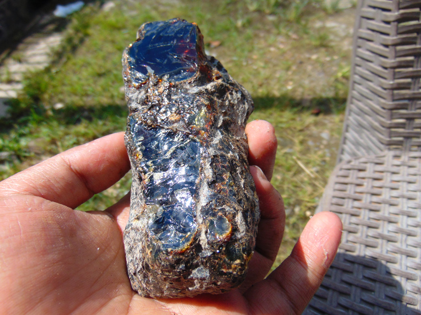 116 gram Rough Raw Indonesian Blue Amber for Healing 25RBAR5