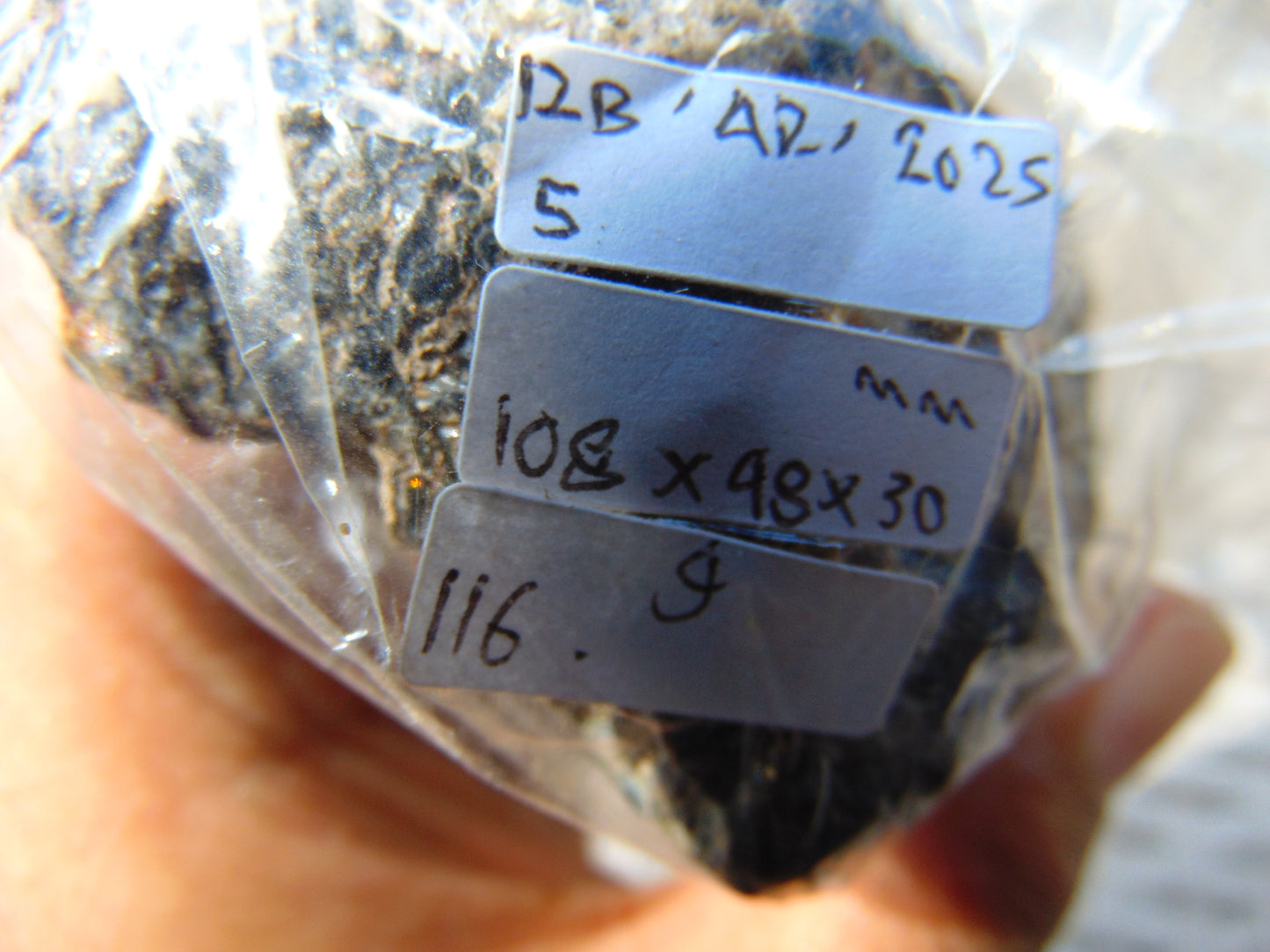 116 gram Rough Raw Indonesian Blue Amber for Healing 25RBAR5